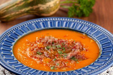 Creme de abóbora com carne seca desfiada congelado 400g