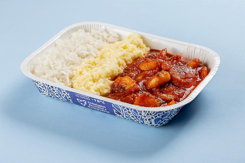 Filé de Saint Peter ao molho natural de tomates com camarão, purê de batata...