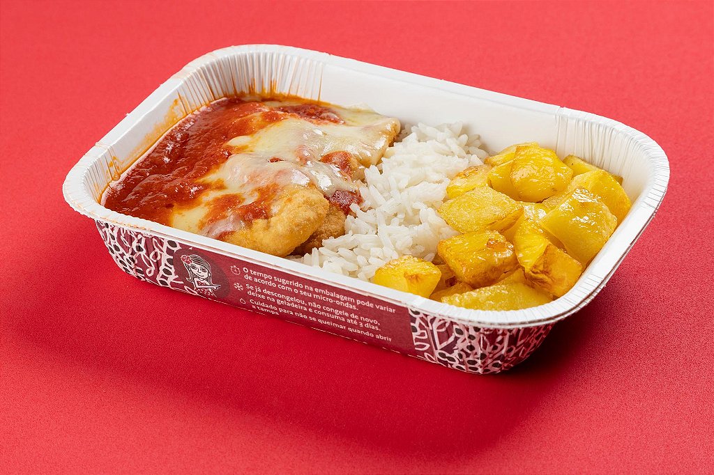 Filé mignon à parmegiana com arroz branco e batata bolinha 400g