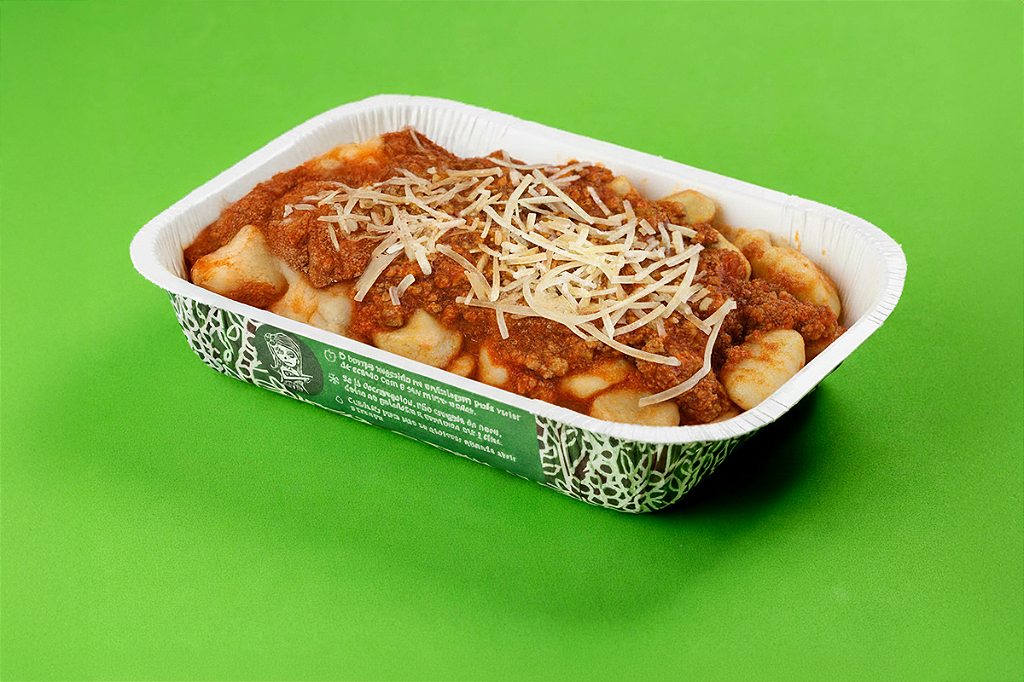 Nhoque de batata doce à Bolonhesa com parmesão 400 gr